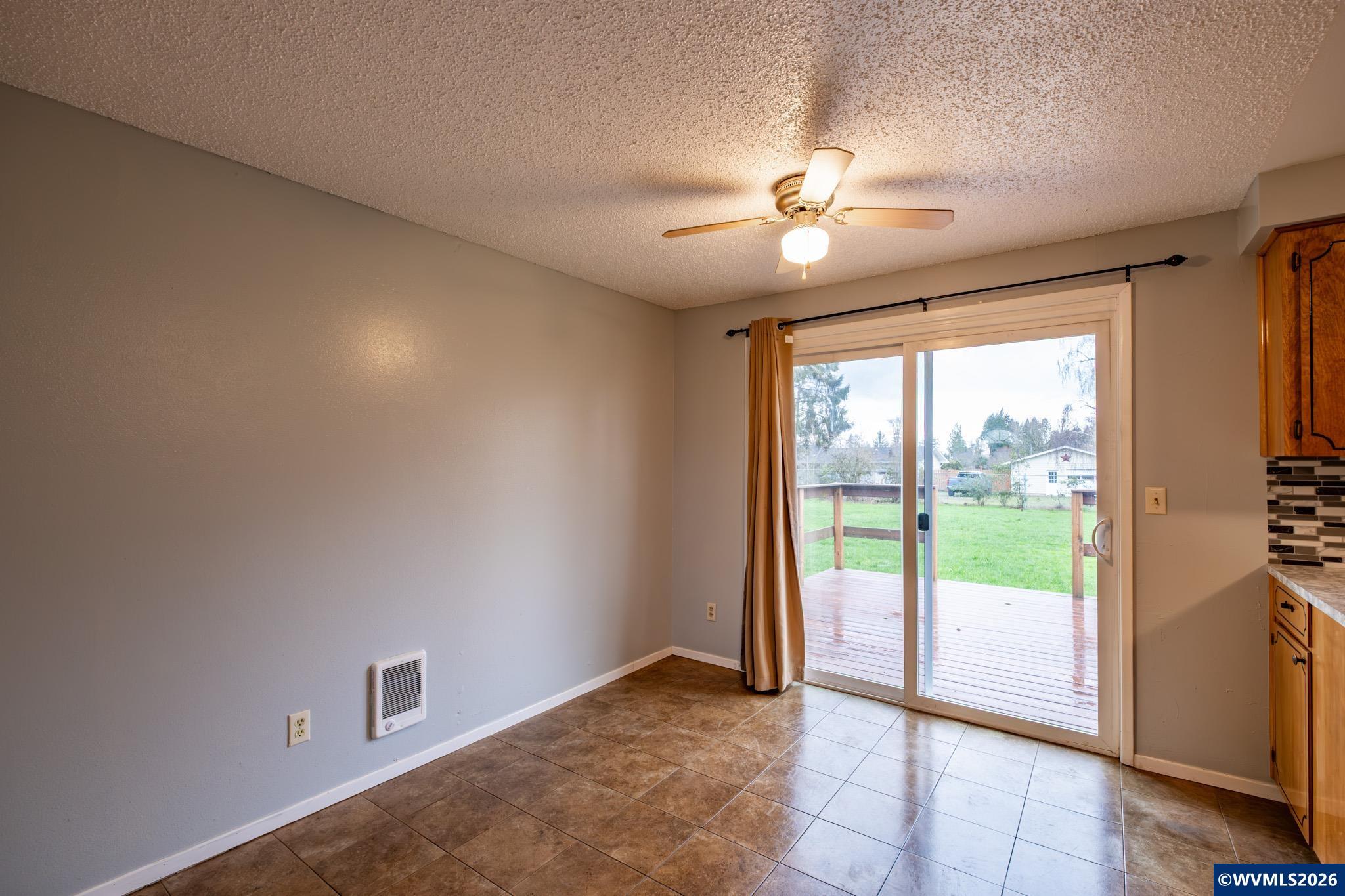 39924 Stayton Scio Road Scio, OR 97374 - Photo 13 of 32
