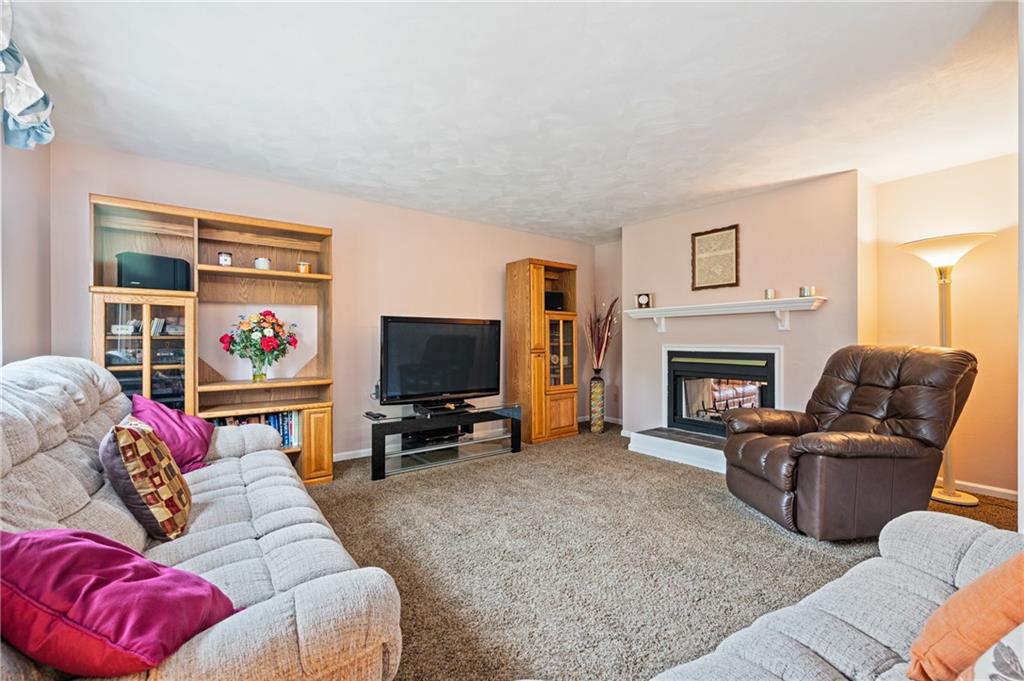 221 Sycamore Ridge Drive Springdale, PA 15144 - Photo 12 of 25 Gallery Image 12