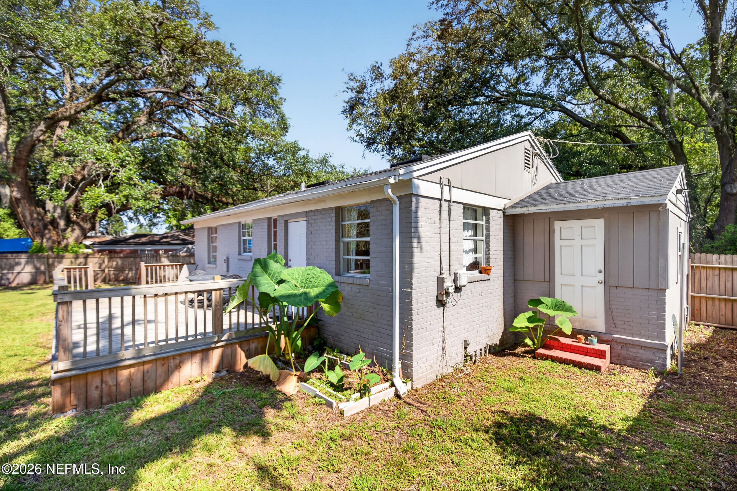 3308 Sheridan Road Jacksonville, FL 32207 - Photo 41 of 50 53_rear deck 3