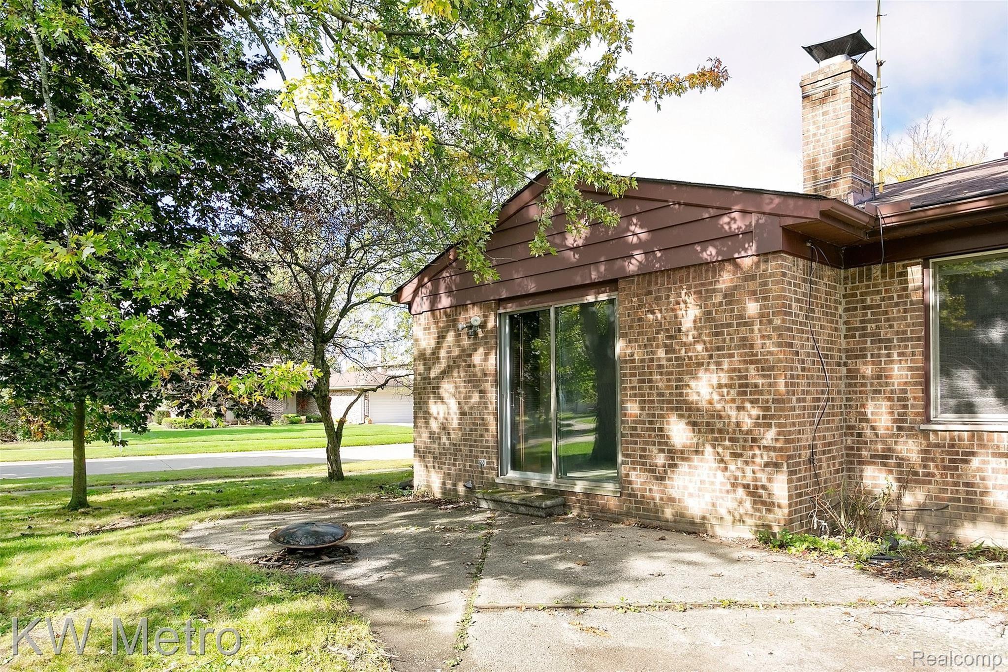 6476 Raintree Court Canton, MI 48187 - Photo 28 of 32 Raintree-28.jpg