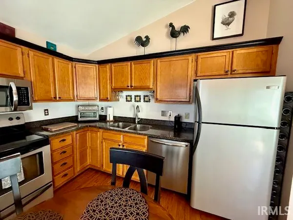 $210,000 | 3829 South Laurel Court, Bloomington, IN 47401