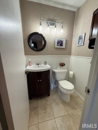 $210,000 | 3829 South Laurel Court, Bloomington, IN 47401