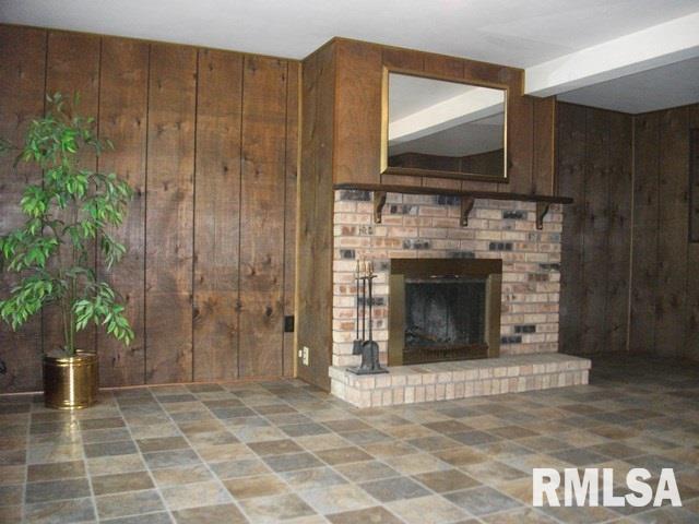 6004 North Hamilton Road Peoria, IL 61614 - Photo 17 of 19 Gallery Image 17