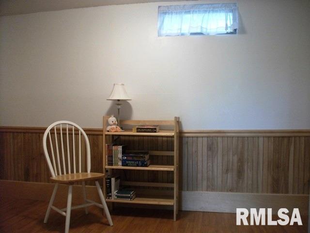 6004 North Hamilton Road Peoria, IL 61614 - Photo 18 of 19 Gallery Image 18