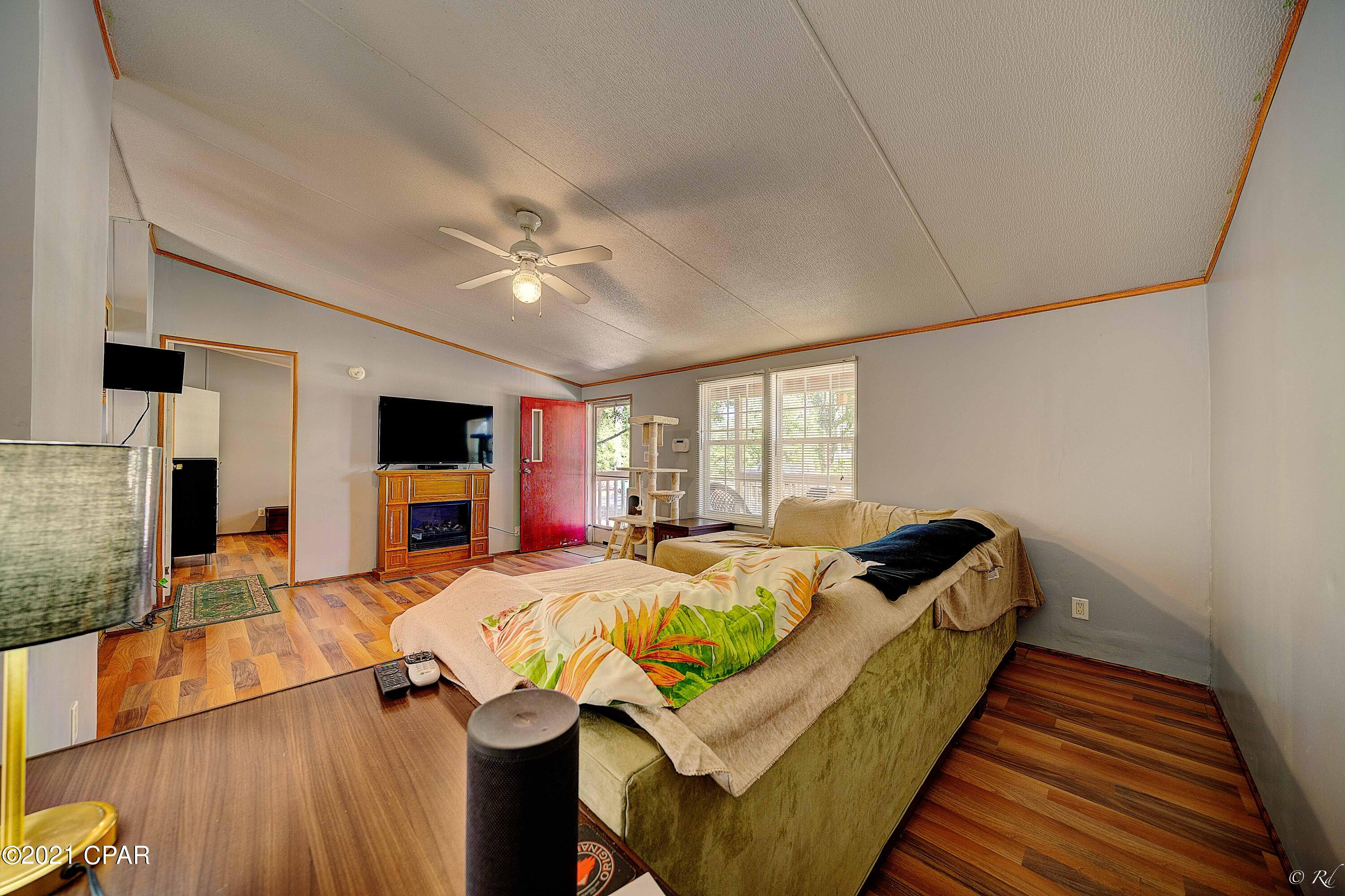 12226 Pineridge Road Fountain, FL 32438 - Photo 13 of 27 Gallery Image 13
