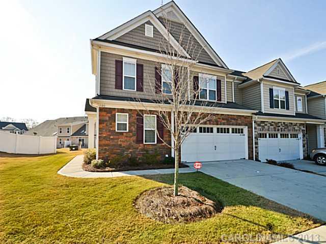 7120 Maricopa Road Charlotte, NC 28277 - Photo 1 of 16 a front view of a house with a yard