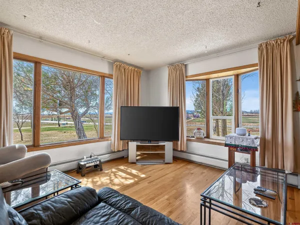 $650,000 | 33 Meadow Road, Durango, CO 81303