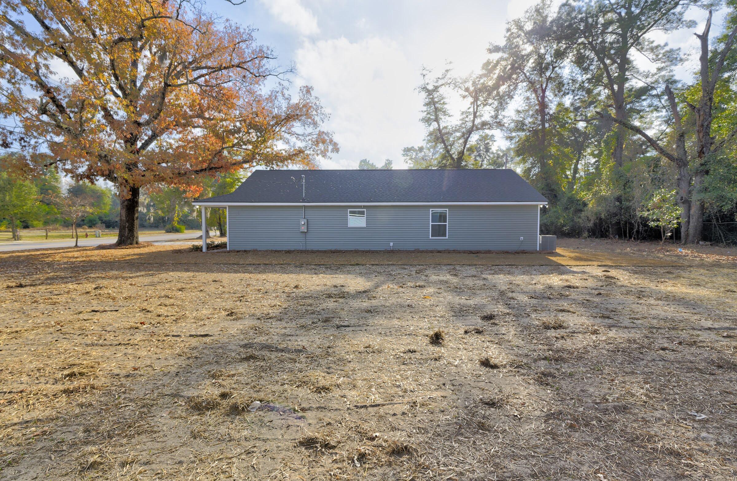 911 North Lemacks Street Walterboro, SC 29488 - Photo 11 of 43 _MG_3541_DxO_2_DxO_3_DxO_Nik_DxO