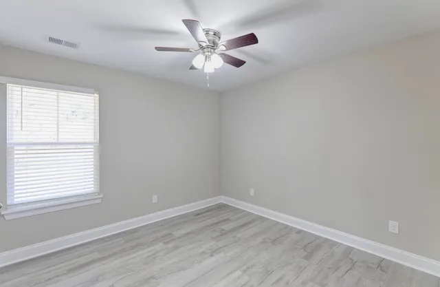 $2,200 | 911 North Lemacks Street, Walterboro, SC 29488