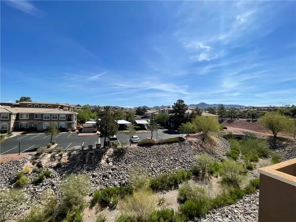 $2,700 | 2900 Sunridge Heights Parkway, Unit 1035, Henderson, NV 89052