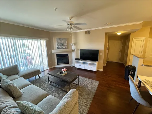 $2,700 | 2900 Sunridge Heights Parkway, Unit 1035, Henderson, NV 89052
