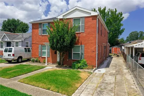 $1,800 | 3911 Bauvais Street, Metairie, LA 70001