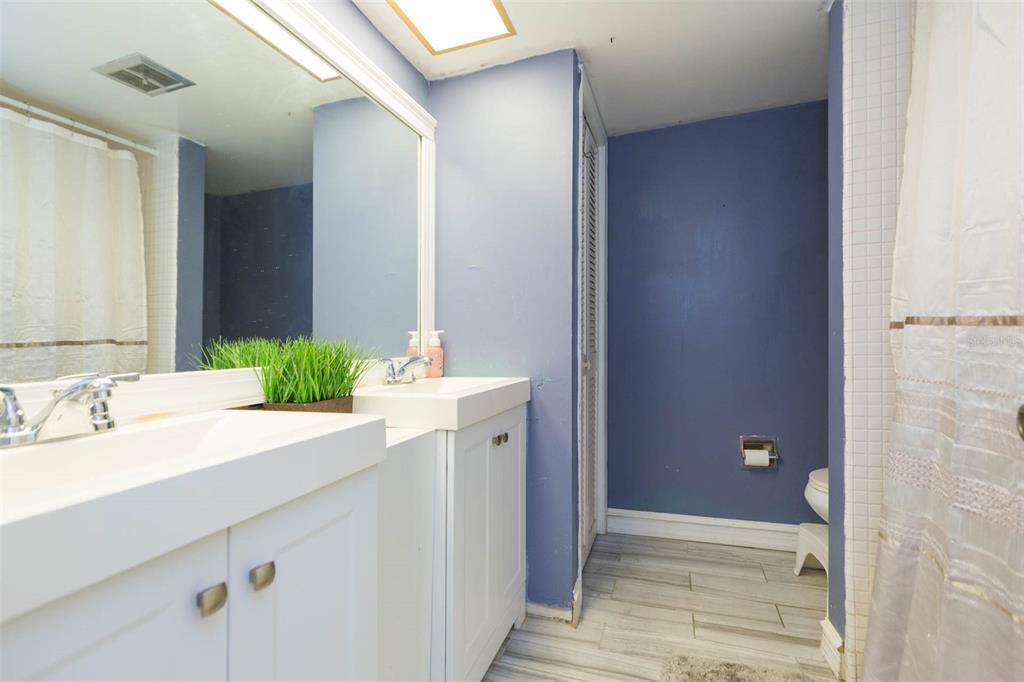 1610 Burningtree Lane Brandon, FL 33510 - Photo 22 of 40