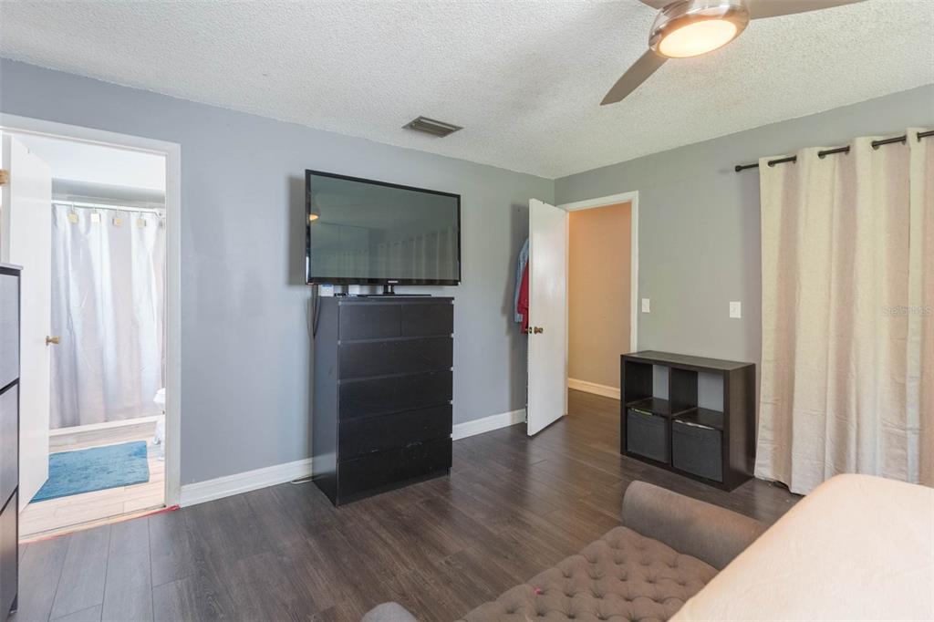 1610 Burningtree Lane Brandon, FL 33510 - Photo 24 of 40