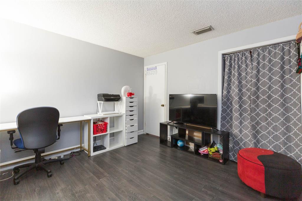 1610 Burningtree Lane Brandon, FL 33510 - Photo 31 of 40