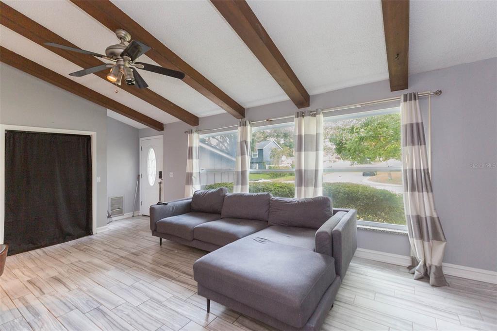 1610 Burningtree Lane Brandon, FL 33510 - Photo 8 of 40