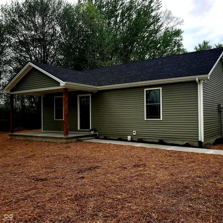 $189,900 | 1292 Colonial Drive, Seymour, IN 47274