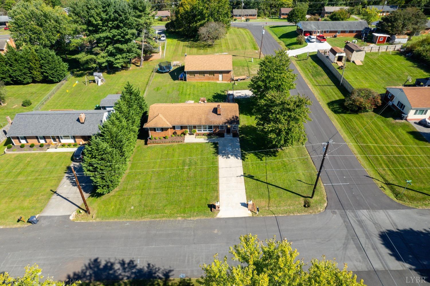 913 Windy Ridge Drive Bedford, VA 24523 - Photo 45 of 46 Gallery Image 45