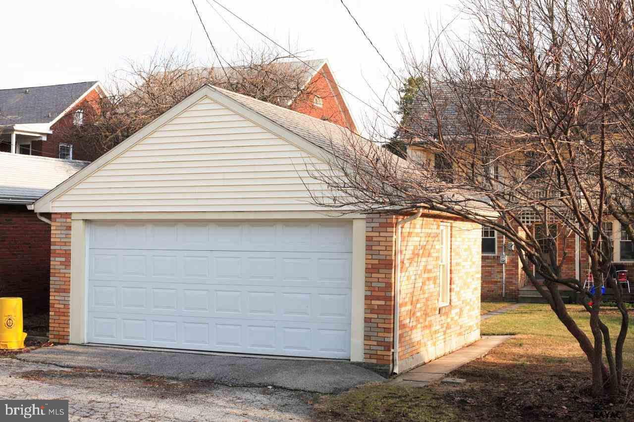 177 Merion Road York, PA 17403 - Photo 7 of 36 Gallery Image 7