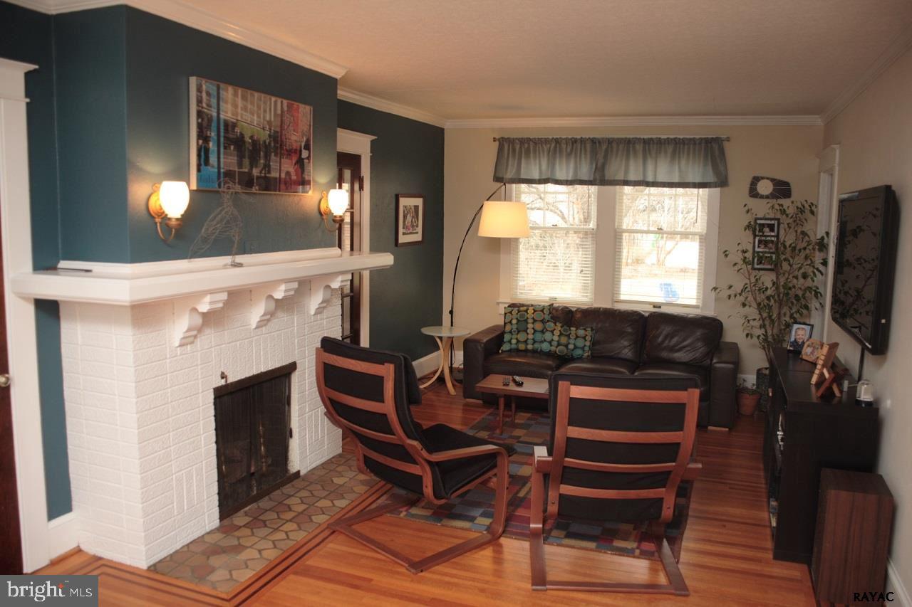 177 Merion Road York, PA 17403 - Photo 10 of 36 Gallery Image 10
