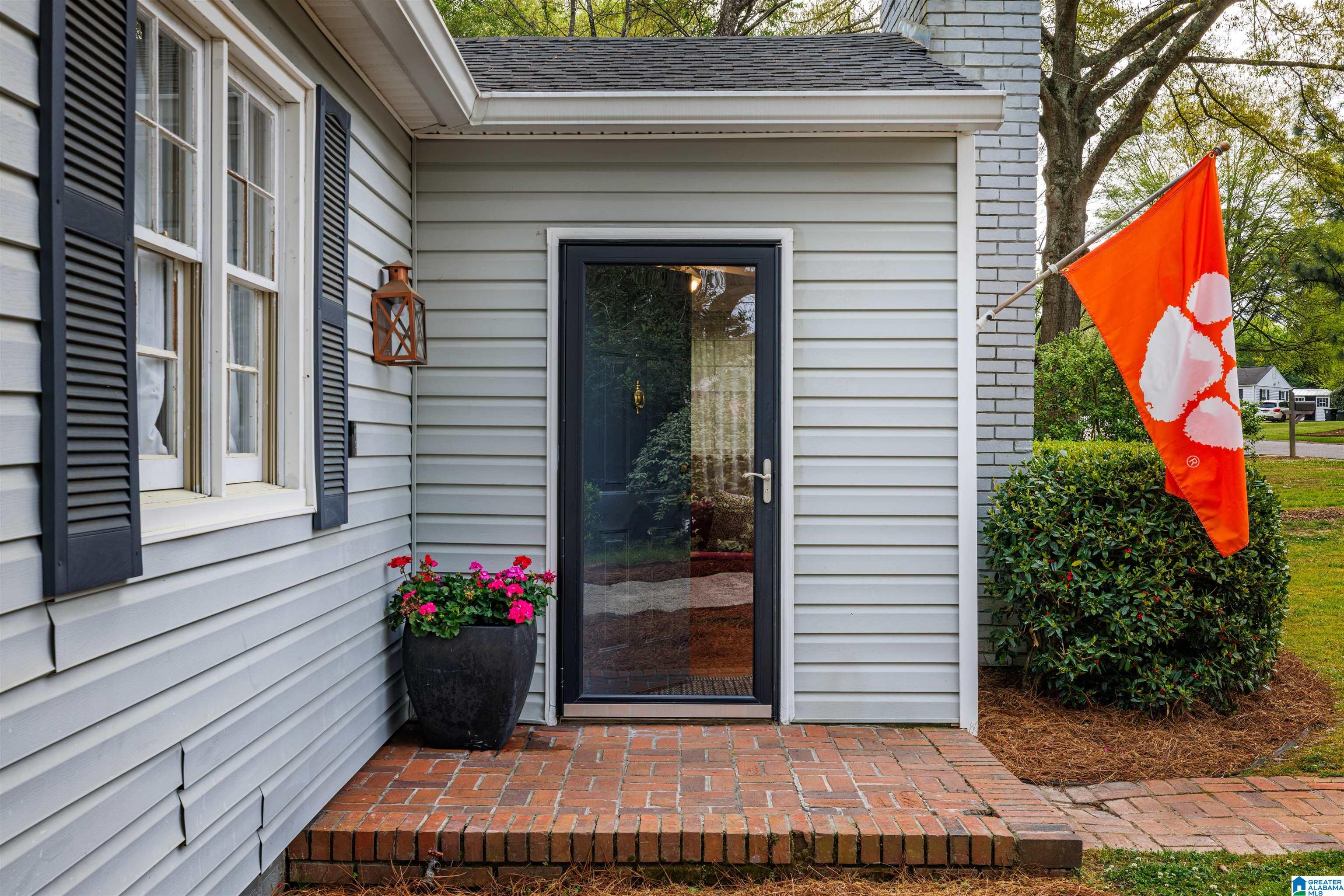 1116 Monarch Avenue Birmingham, AL 35213 - Photo 9 of 48