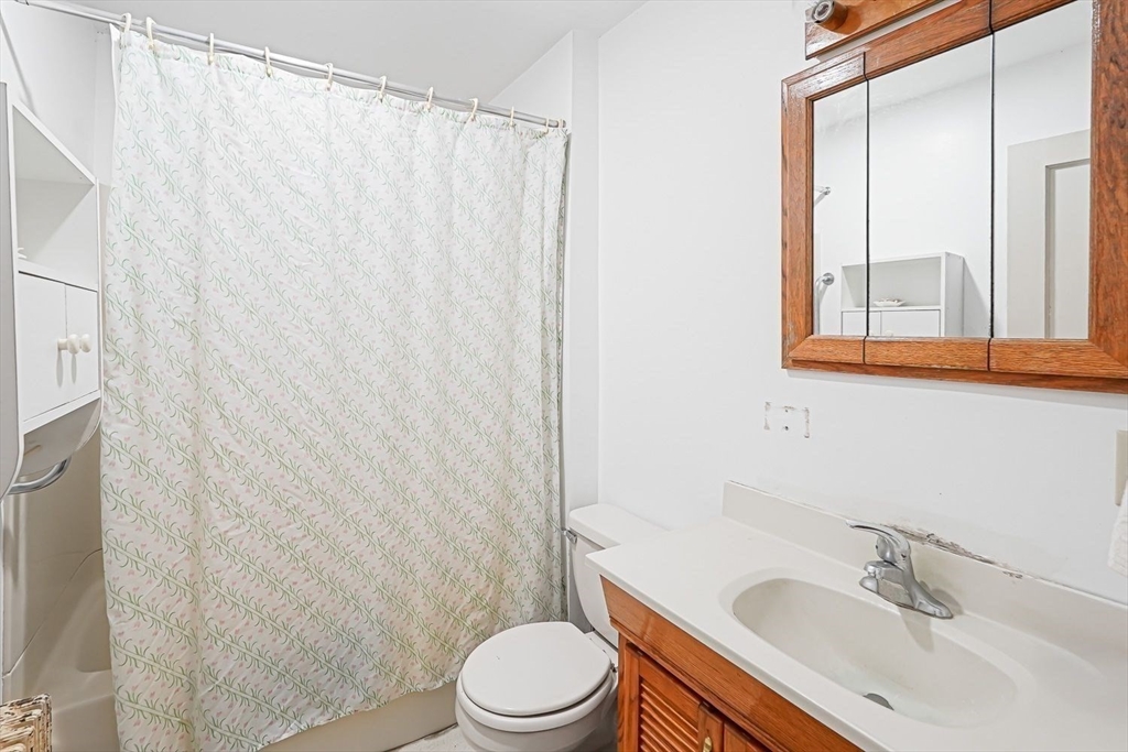 74 River Road Sturbridge, MA 01566 - Photo 25 of 40