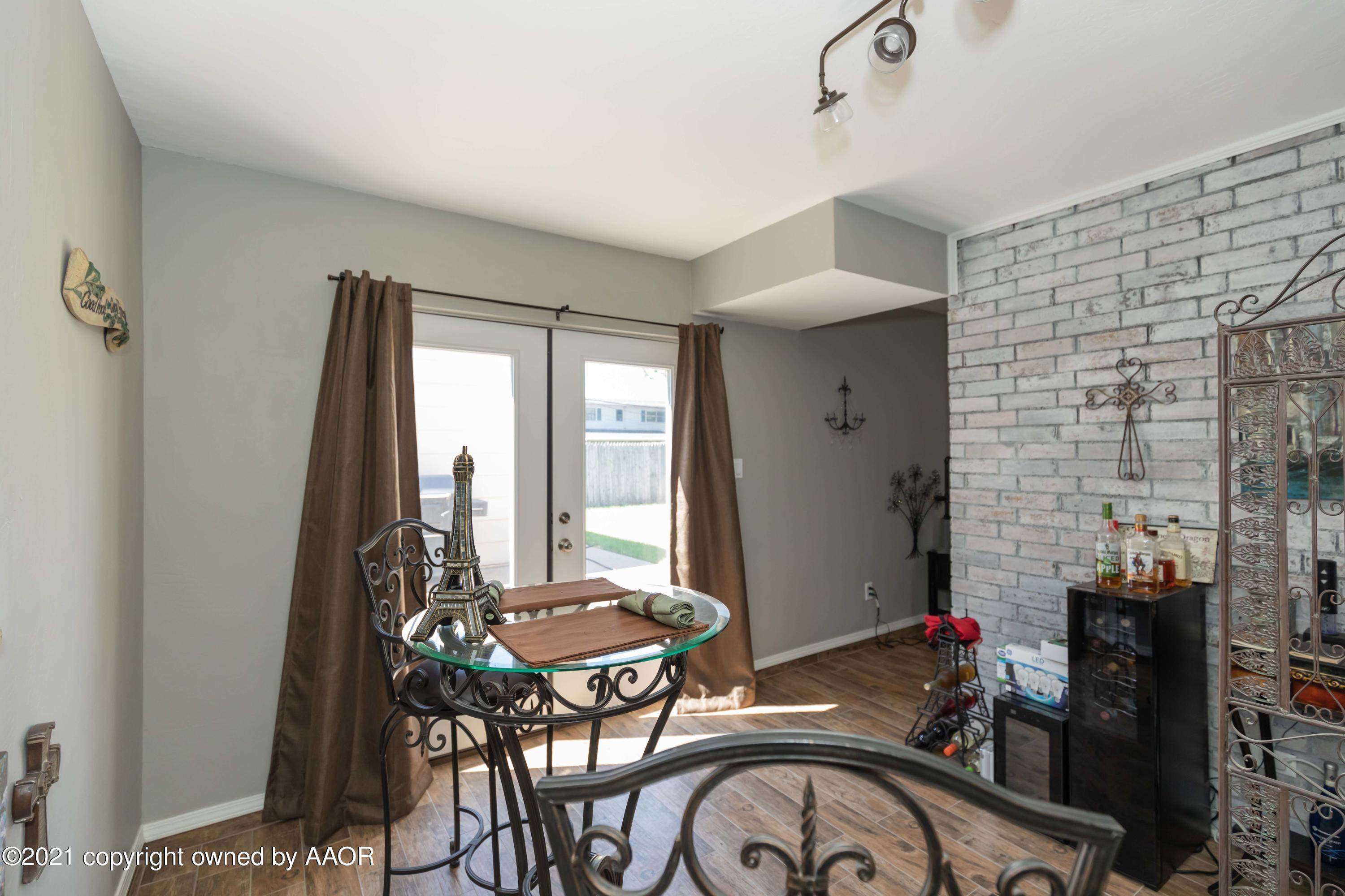 6127 Belpree Road Amarillo, TX 79106 - Photo 23 of 63 6129 DINING V2