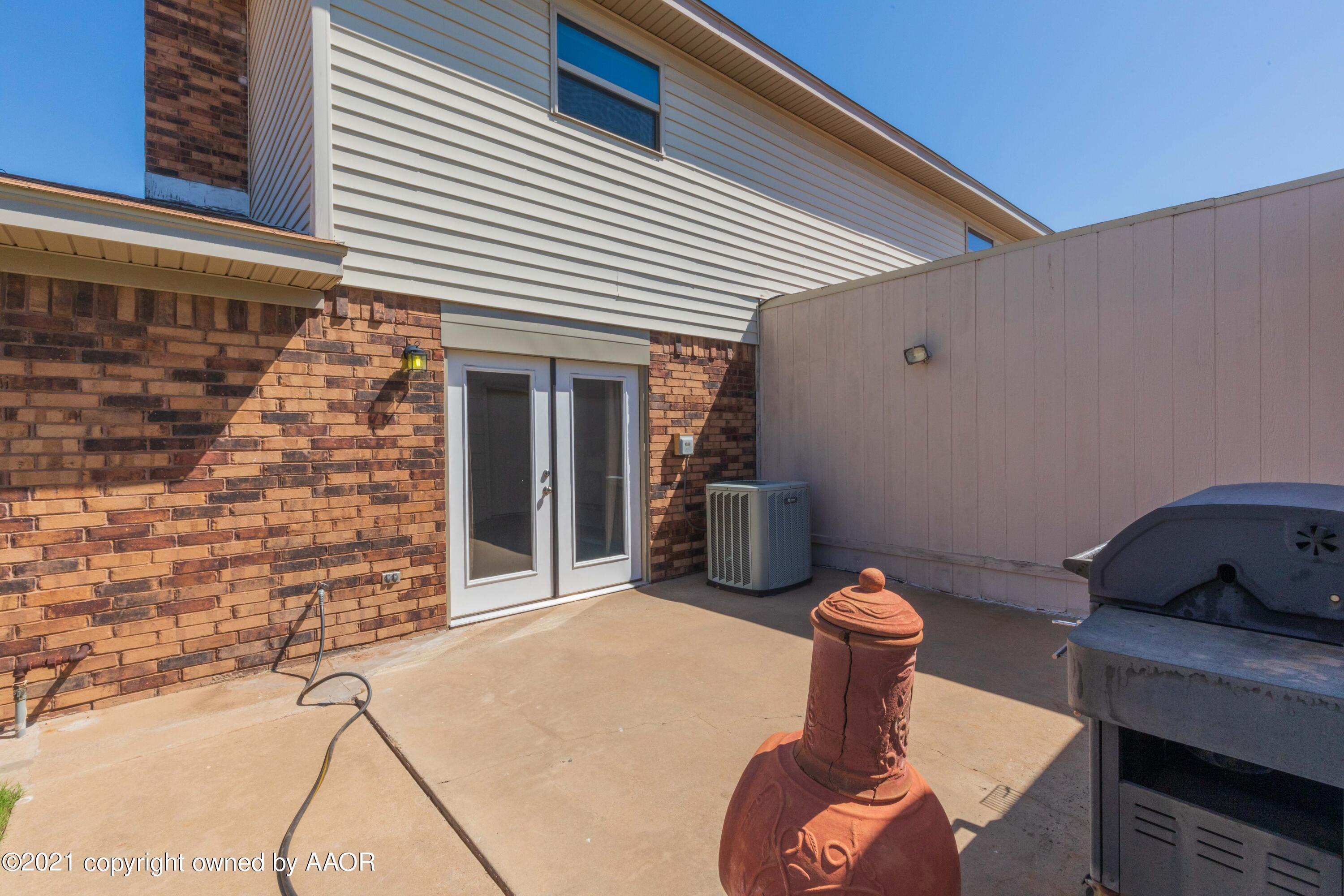6127 Belpree Road Amarillo, TX 79106 - Photo 35 of 63 6129 BACK PATIO