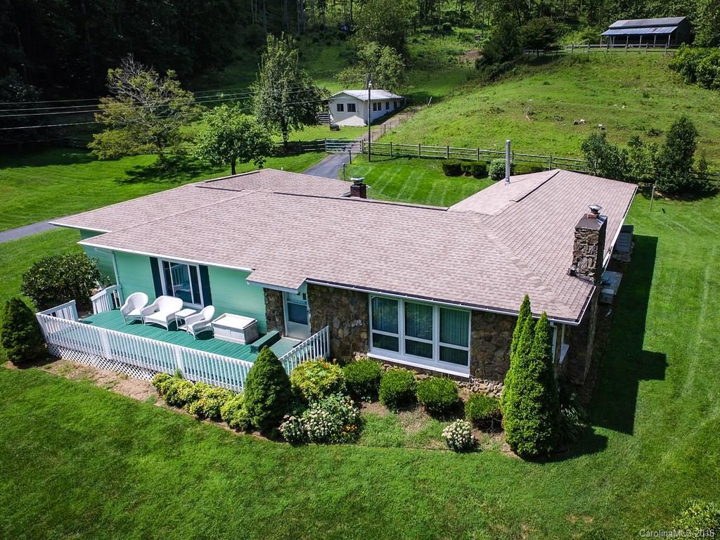 1884 Kims Cove Road Canton, NC 28716 - Photo 5 of 24 Gallery Image 5