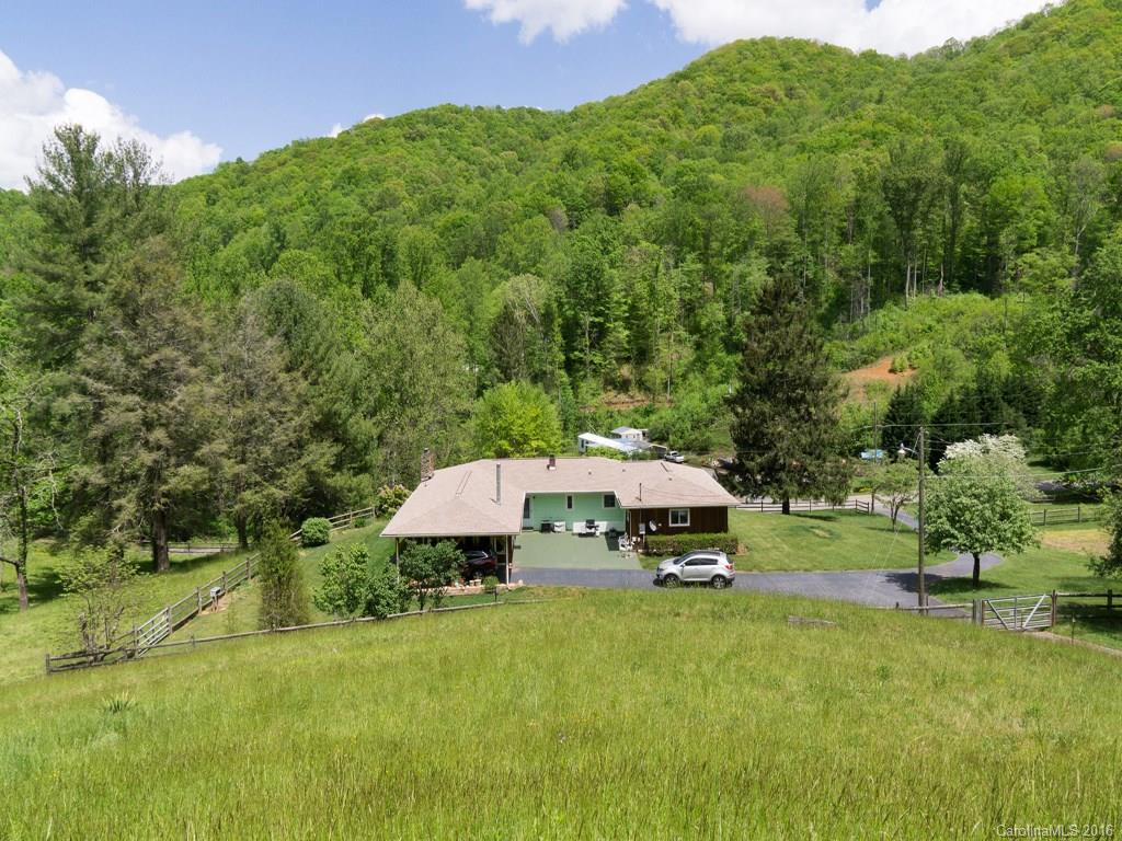 1884 Kims Cove Road Canton, NC 28716 - Photo 6 of 24 Gallery Image 6