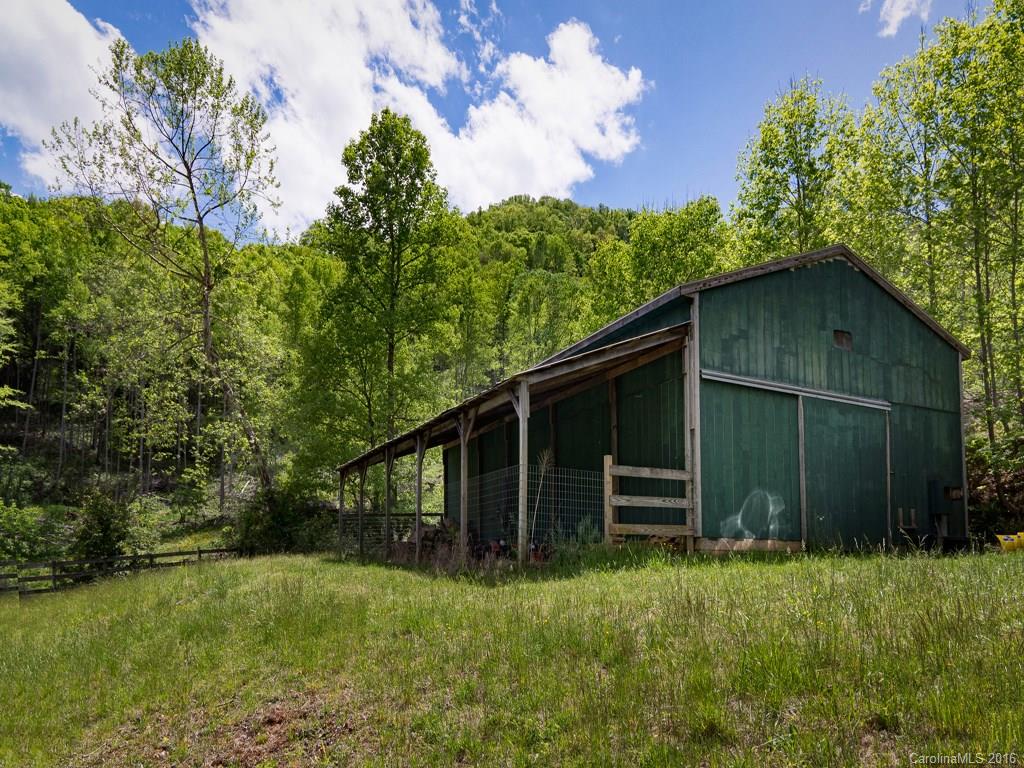1884 Kims Cove Road Canton, NC 28716 - Photo 8 of 24 Gallery Image 8