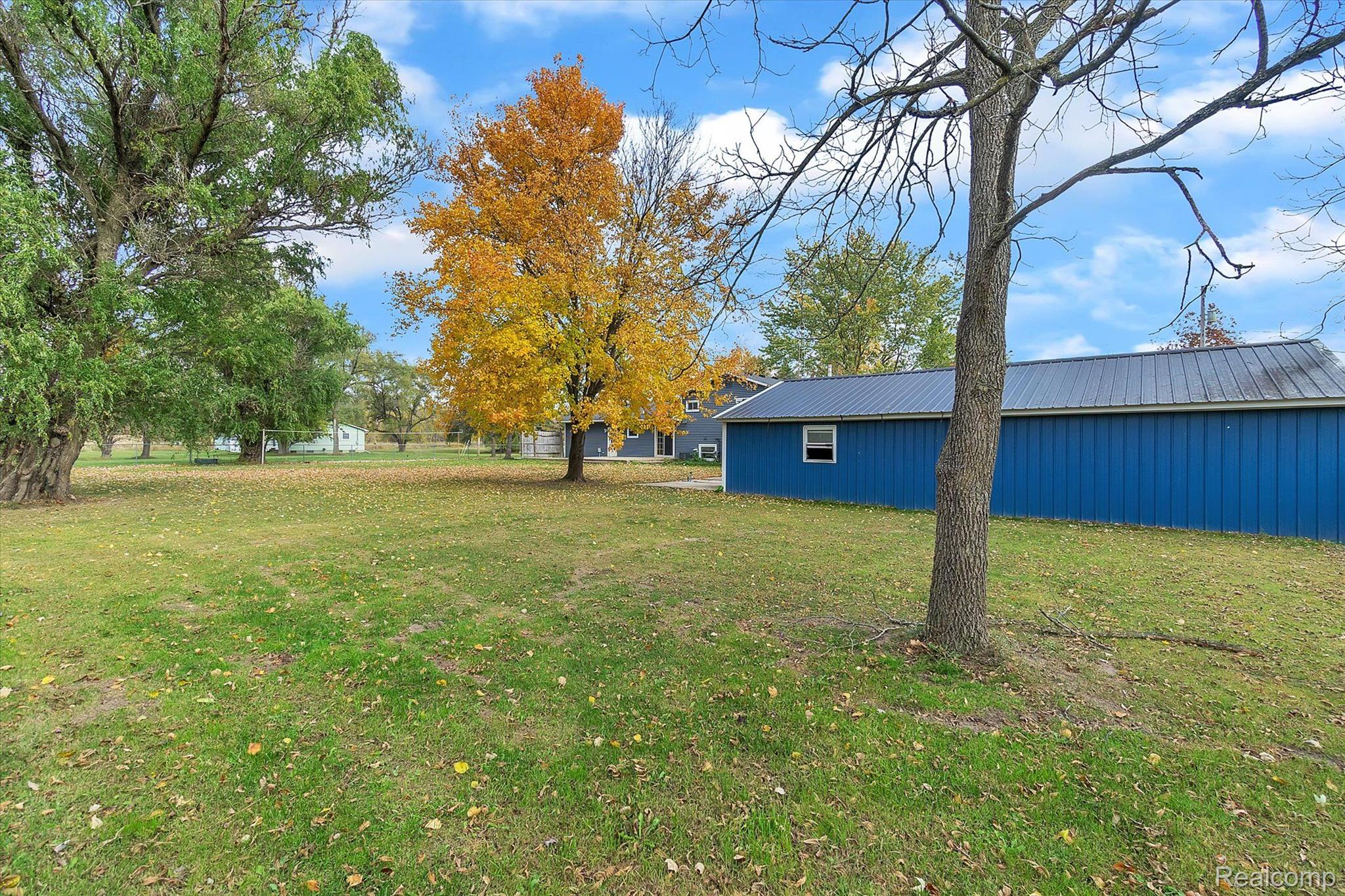 11532 Sharp Road Linden, MI 48451 - Photo 36 of 41 Gallery Image 36