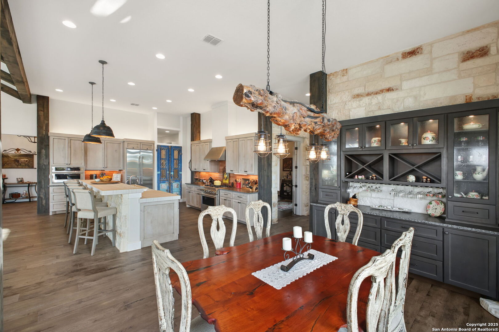 1023 Comanche Ridge New Braunfels, TX 78132 - Photo 23 of 109 a view of a dining room with furniture