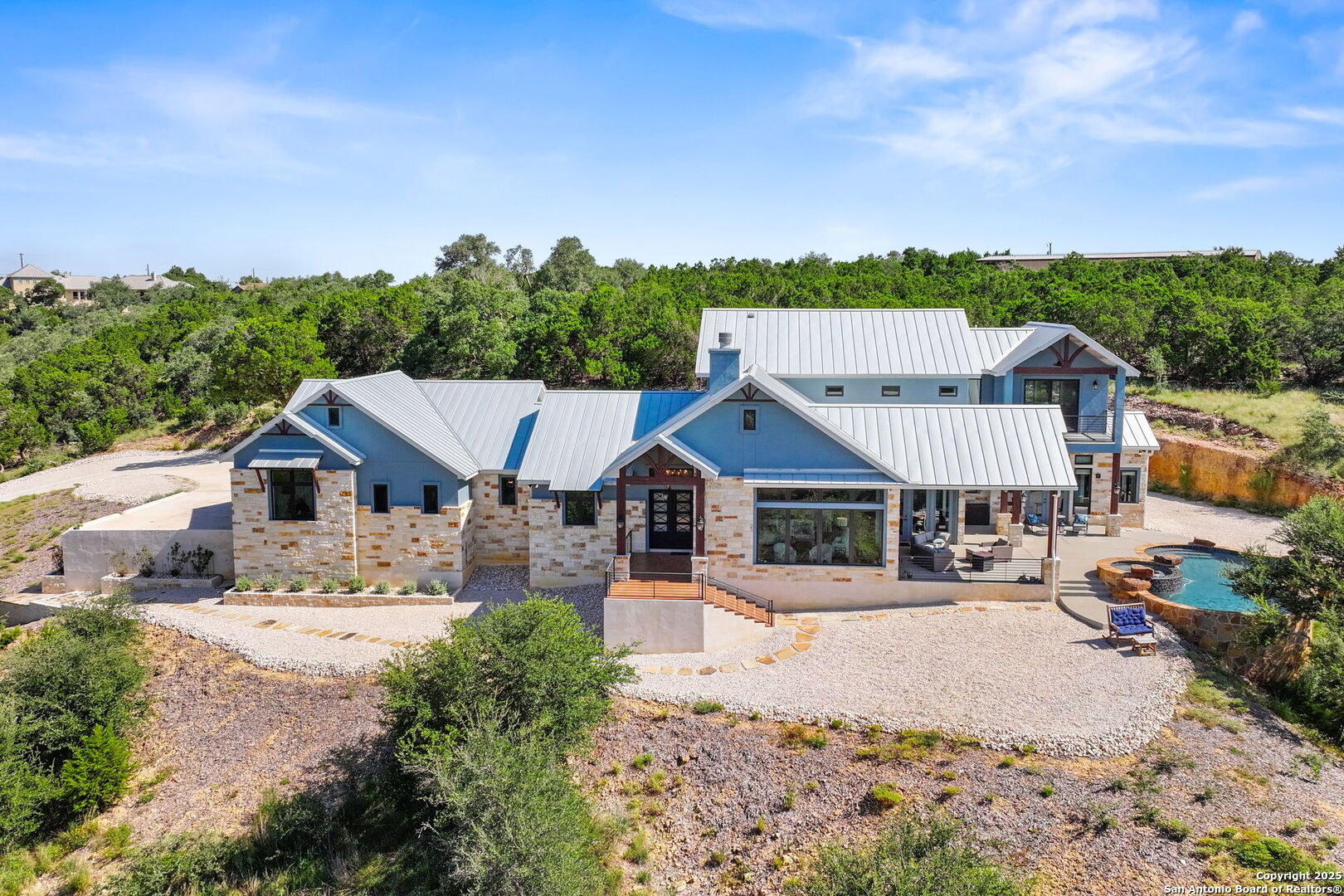 1023 Comanche Ridge New Braunfels, TX 78132 - Photo 84 of 109 a view of a house with a patio