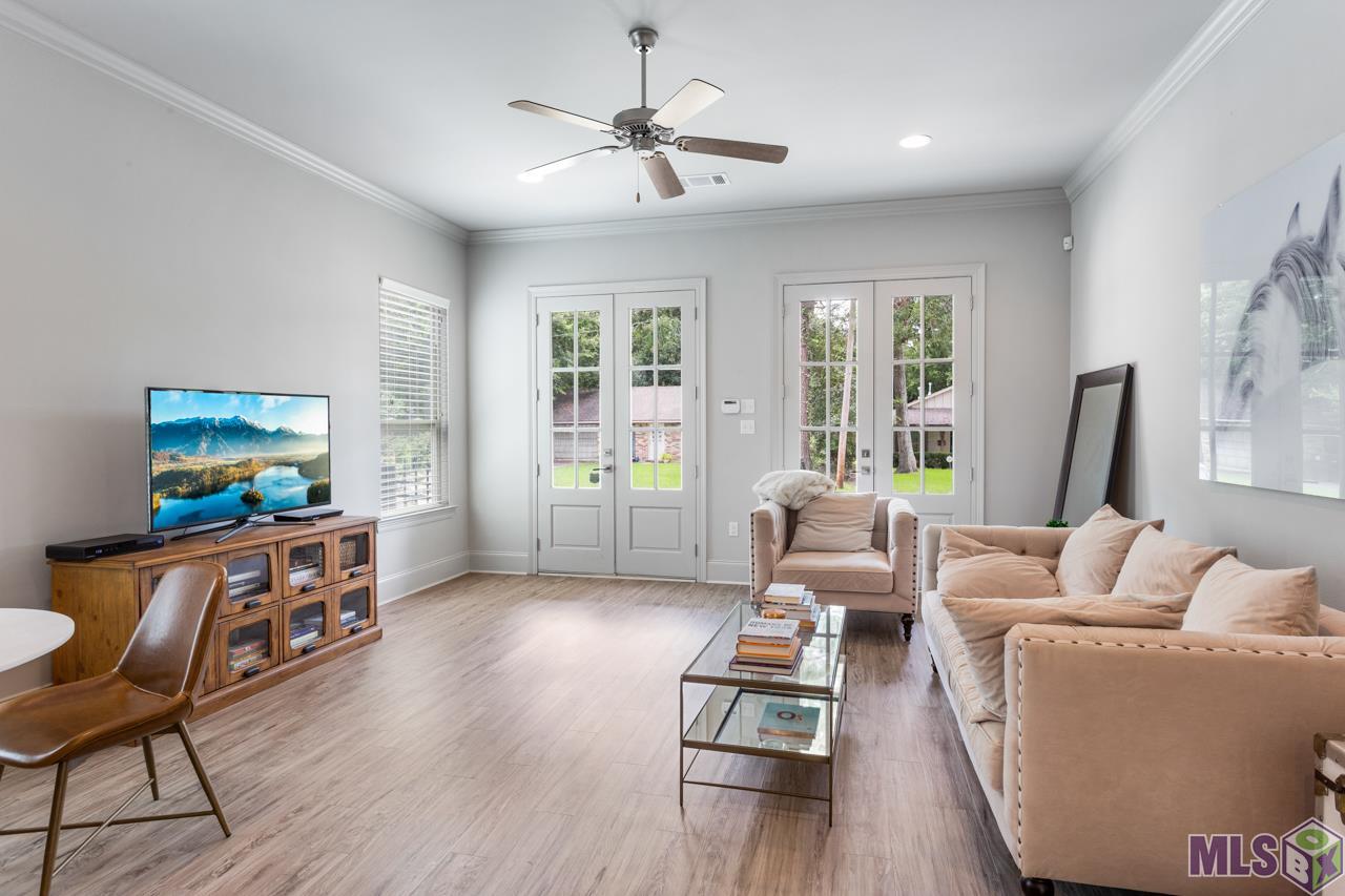 2347 Orpine Avenue Baton Rouge, LA 70808 - Photo 5 of 10 French Doors leading to front por