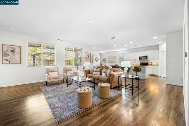 $920,000 | 951 Dainty Avenue, Brentwood, CA 94513