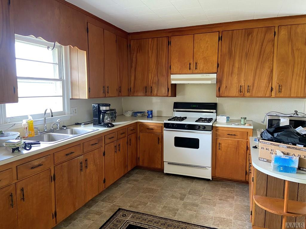 852 Pine Tops Road Murfreesboro, NC 27855 - Photo 11 of 30 Kitchen