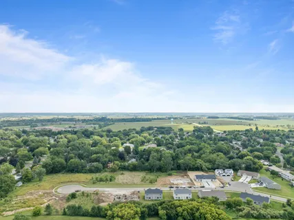 $332,900 | 1591 Meadowview Court, Whitewater, WI 53190