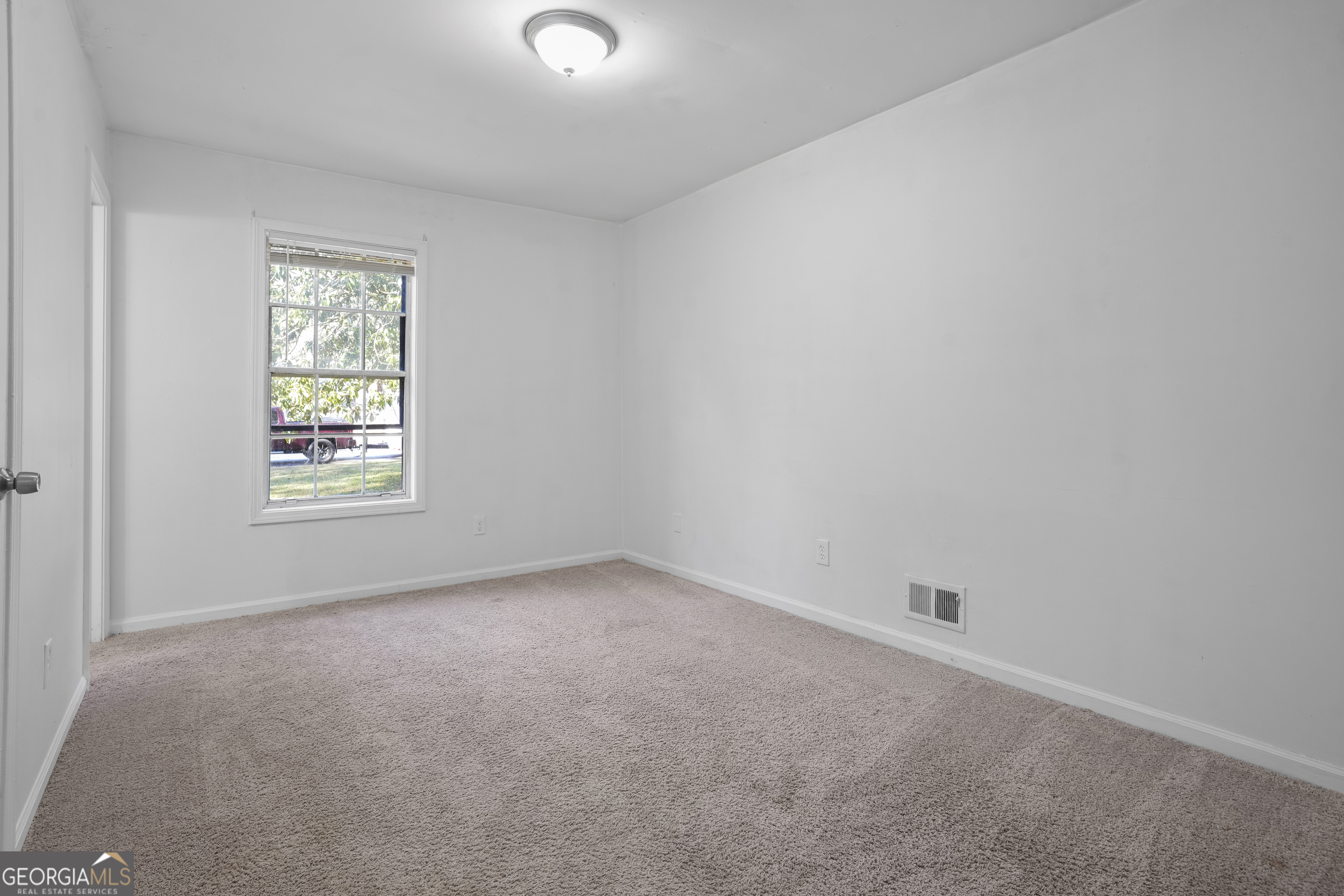 5809 Oakleaf Way Stone Mountain, GA 30087 - Photo 15 of 25