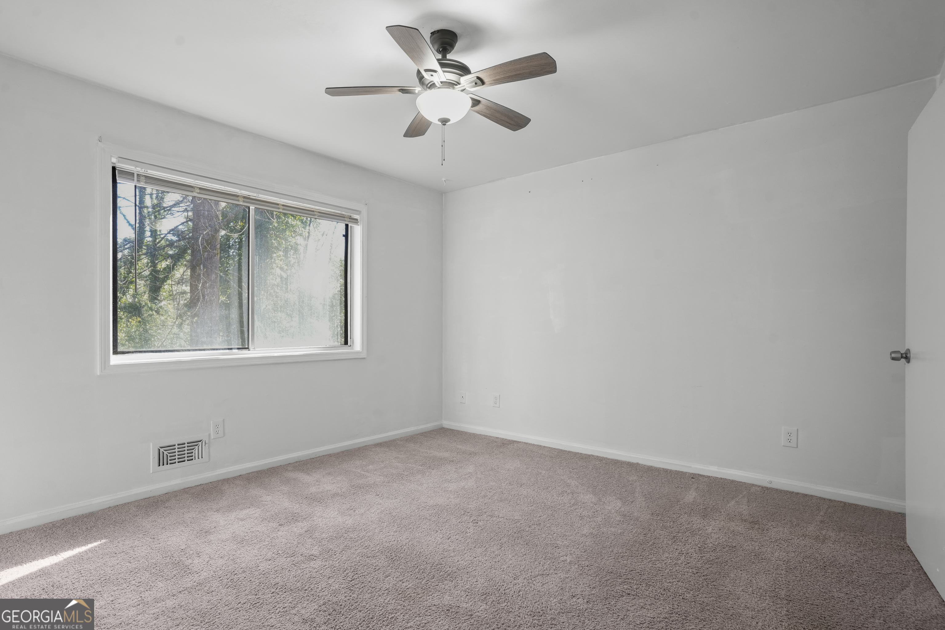 5809 Oakleaf Way Stone Mountain, GA 30087 - Photo 20 of 25