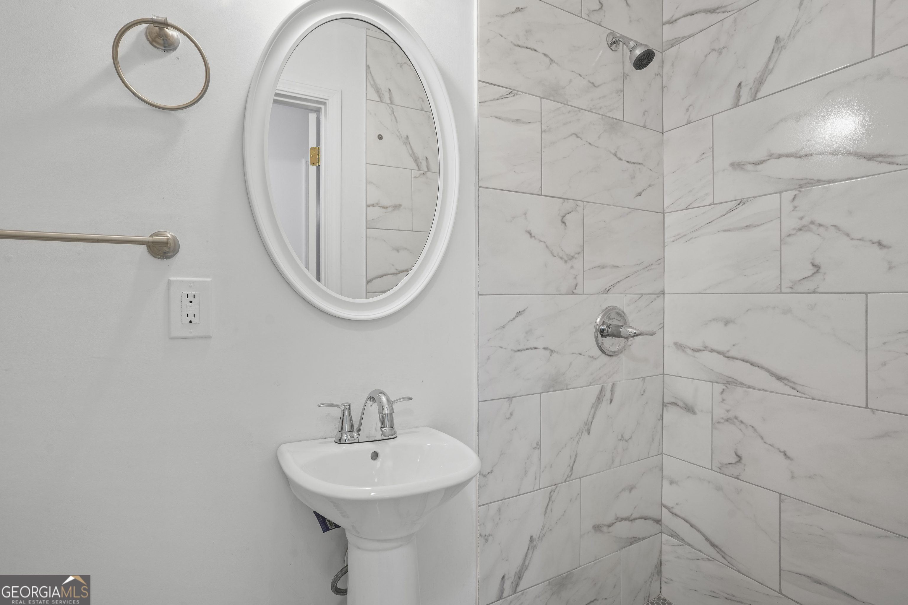 5809 Oakleaf Way Stone Mountain, GA 30087 - Photo 23 of 25