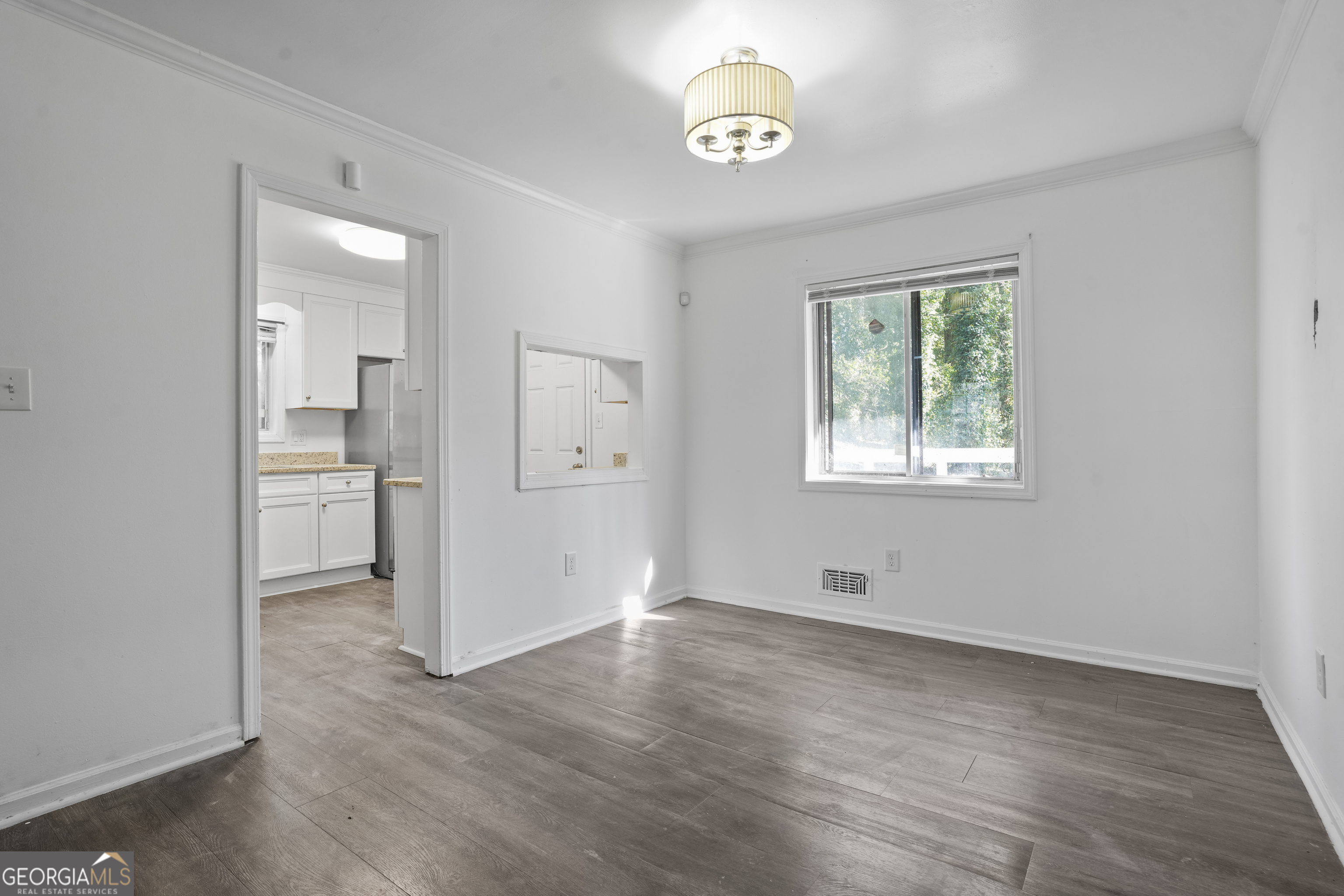 5809 Oakleaf Way Stone Mountain, GA 30087 - Photo 6 of 25