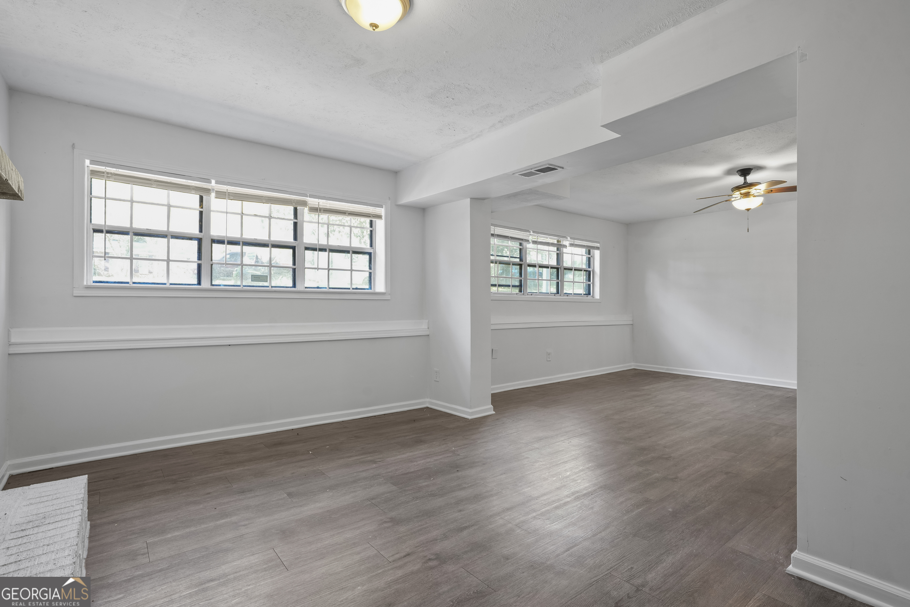 5809 Oakleaf Way Stone Mountain, GA 30087 - Photo 10 of 25