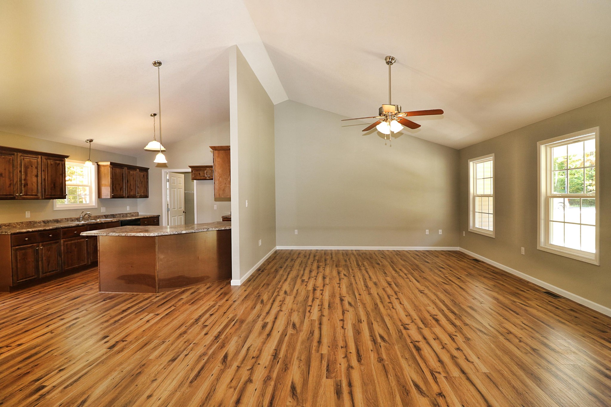 1116 Toomey Road Oneida, TN 37841 - Photo 6 of 27 Gallery Image 6
