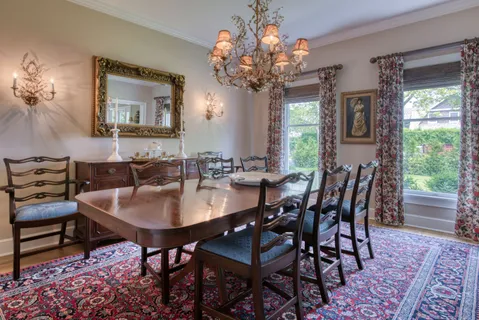 144 Coopers Farm Road, Southampton, NY 11968