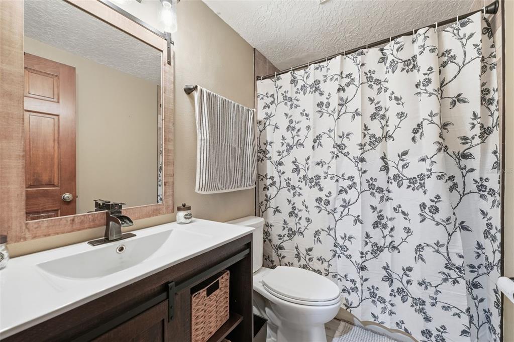 381 North Jungle Road Geneva, FL 32732 - Photo 21 of 55