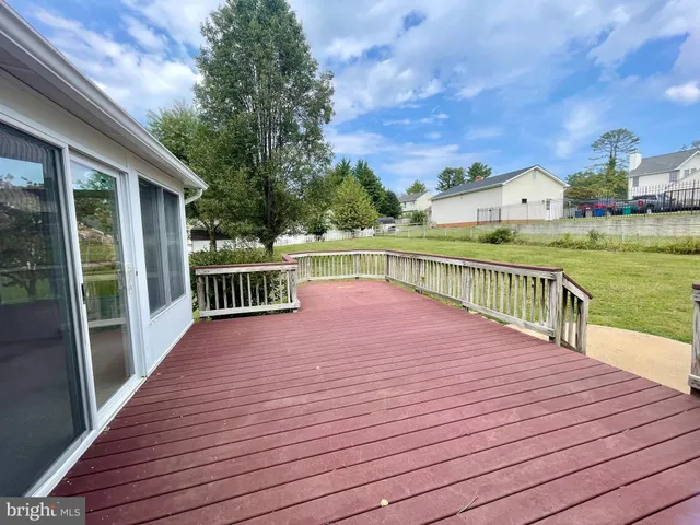 $439,000 | 351 Chappell Street, Warrenton, VA 20186