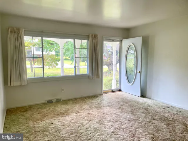 $439,000 | 351 Chappell Street, Warrenton, VA 20186