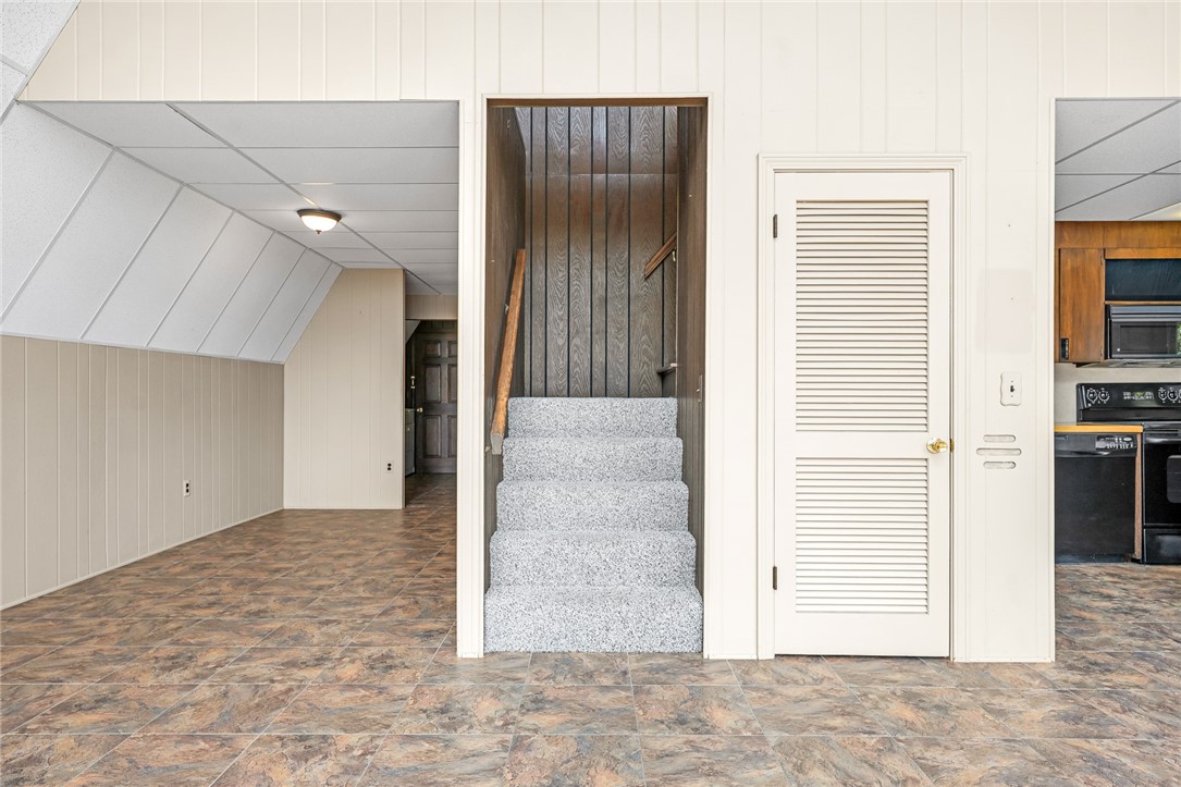 29 Munro Avenue Warren, RI 02885 - Photo 26 of 39