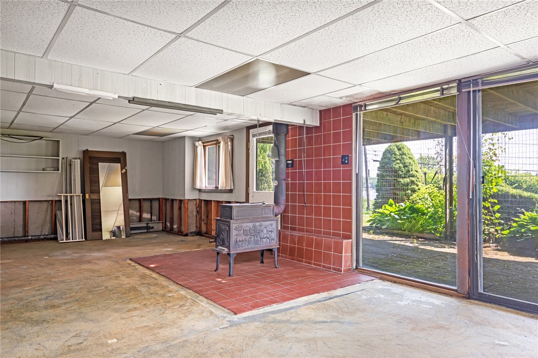 29 Munro Avenue Warren, RI 02885 - Photo 38 of 39